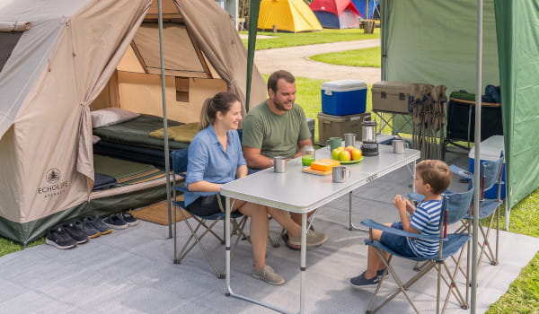 Como manter seu espaço no camping limpo e organizado